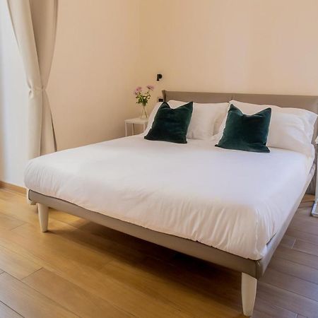 Musto Suites & Rooms Naples Exterior photo
