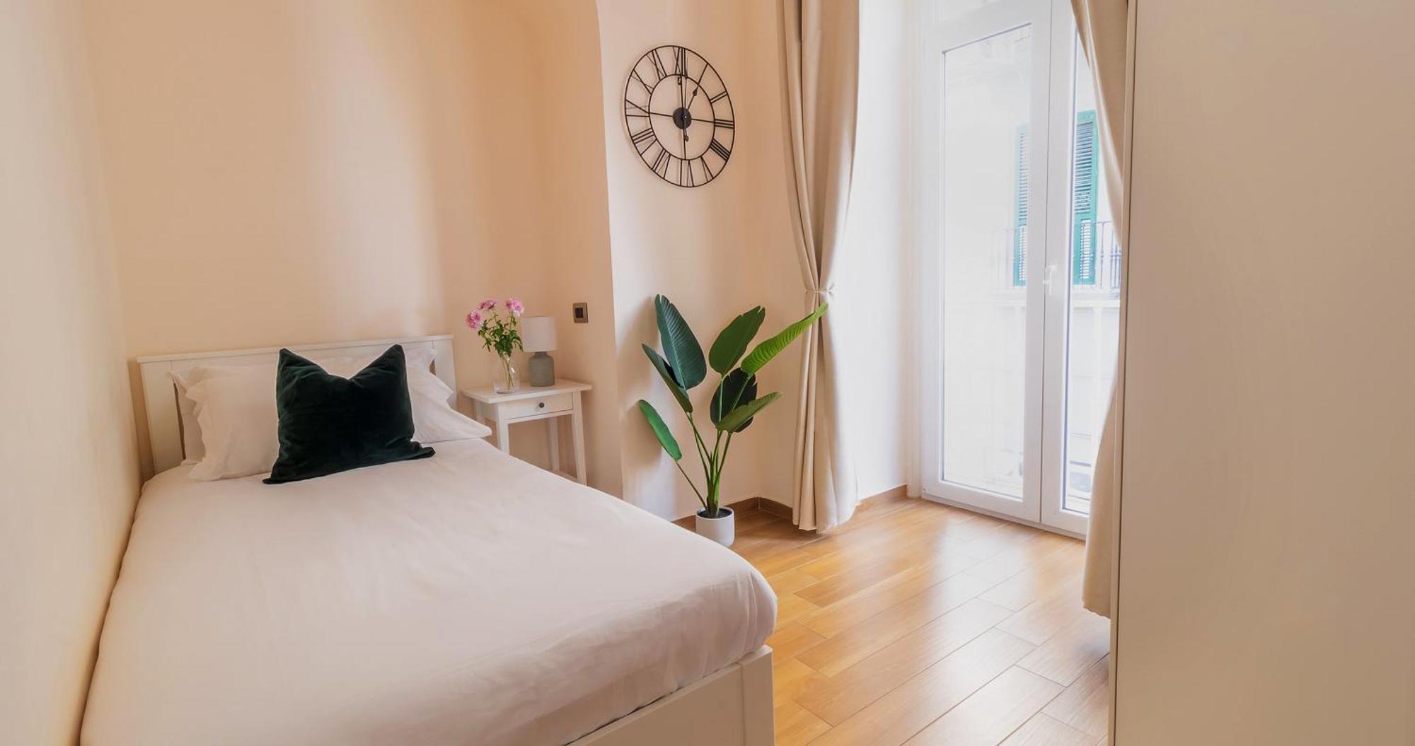 Musto Suites & Rooms Naples Exterior photo