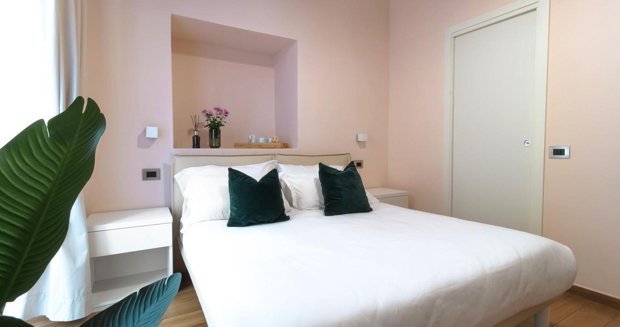 Musto Suites & Rooms Naples Exterior photo